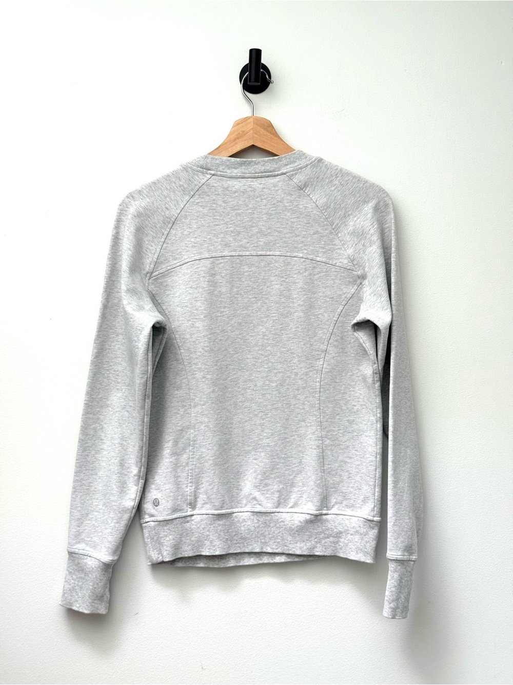 Lululemon Scuba Crew
Heathered Core Ultra Light Grey 4 - Picture 9 of 12